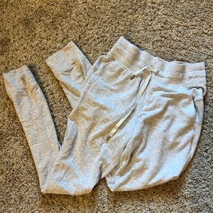 Lululemon gray jogger